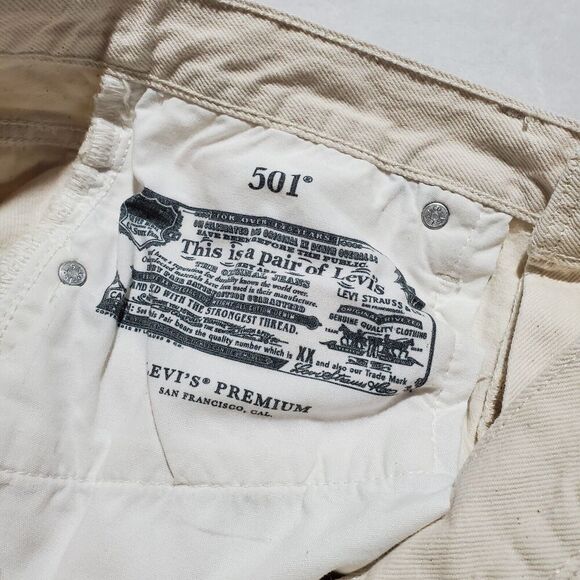Levi's 501 Cut Off Jean Shorts Button Fly White Denim Raw Hem Women's Size 28 - Picture 5 of 12